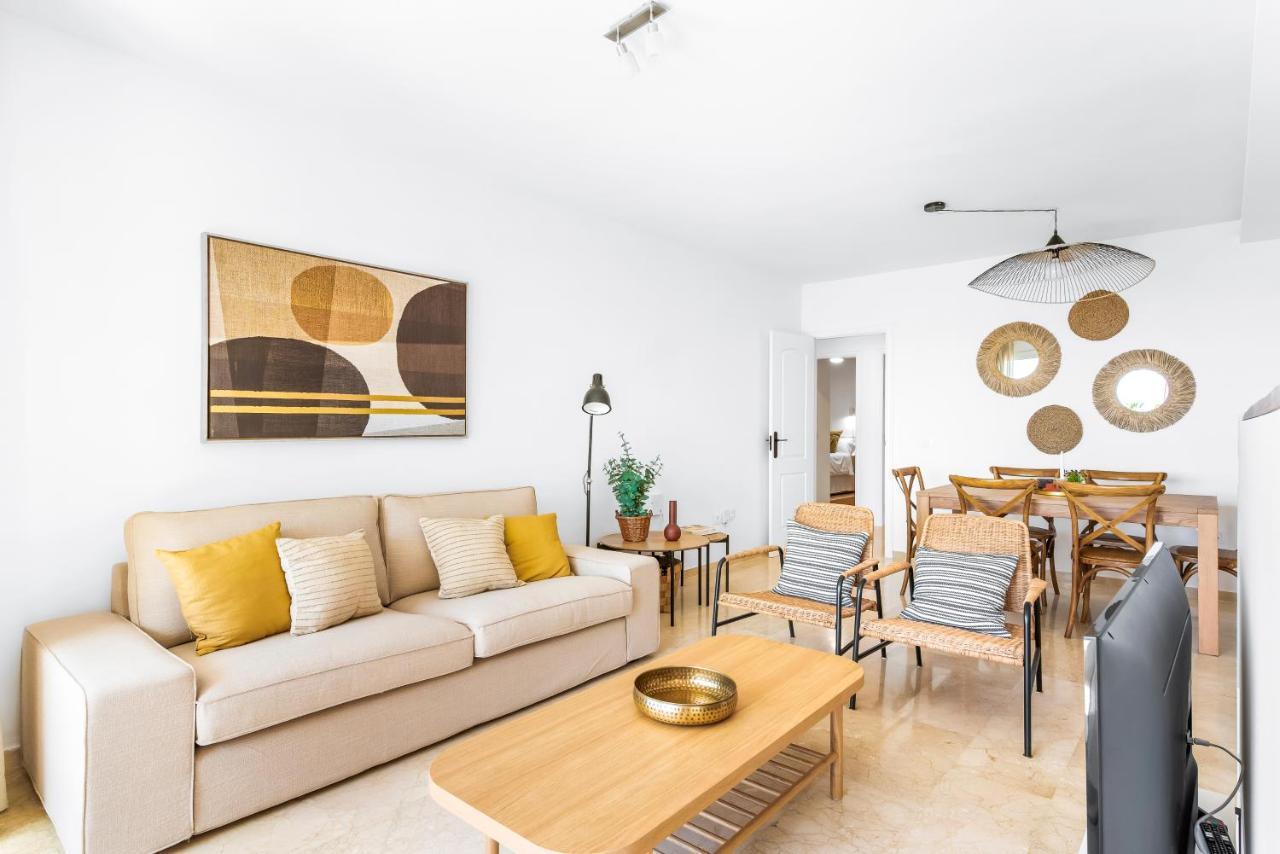Beach Apartment With Terrace And Private Parking Radazul Eksteriør bilde